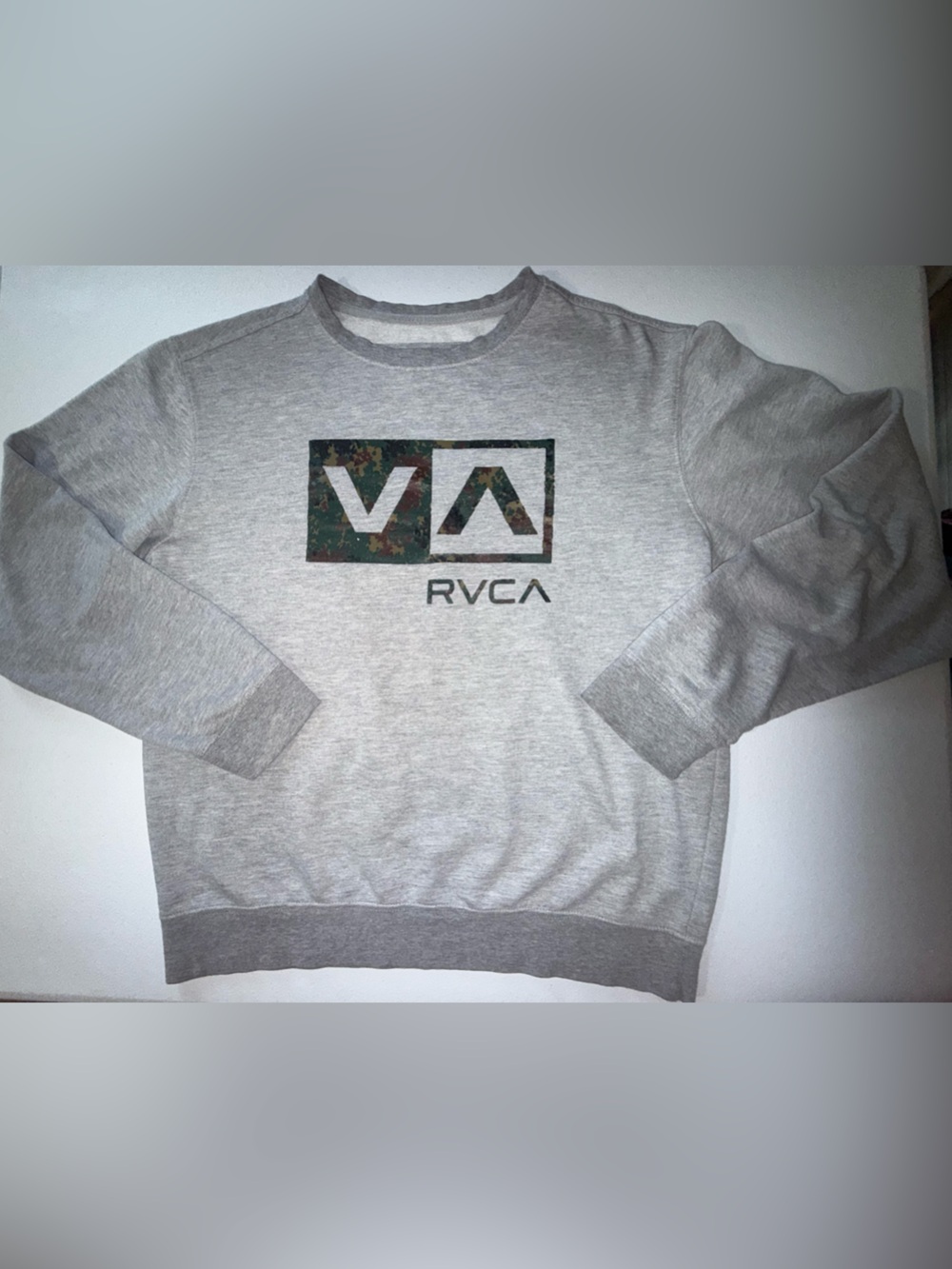 Men’s RVCA Gray Camo VA Logo Crewneck Sweatshirt Size Large - Picture 2 of 9